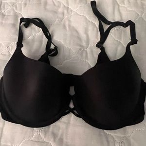 Victoria Secret Bombshell Push Up Bra 32B